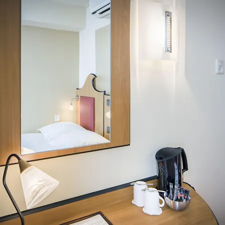 Badhotel Scheveningen 3*