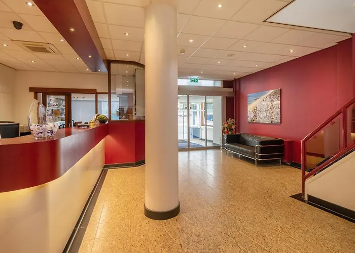 Отель Badhotel Scheveningen 3*