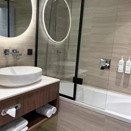 Hotel Tryp Badhotel Scheveningen Brand New 3*
