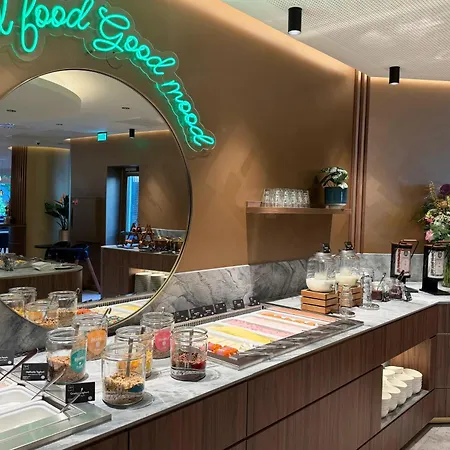 Hotel Tryp Badhotel Scheveningen Brand New