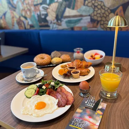 Hotel Tryp Badhotel Scheveningen Brand New 3*