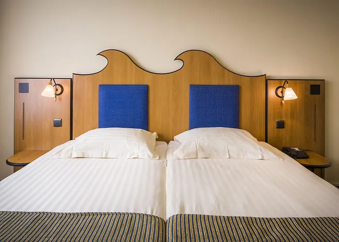 酒店 Badhotel Scheveningen 3*