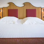 ホテル Badhotel Scheveningen
