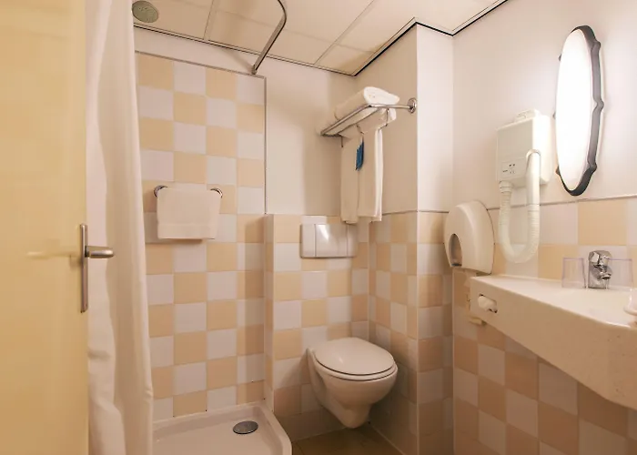 Badhotel Scheveningen Hotel 3*